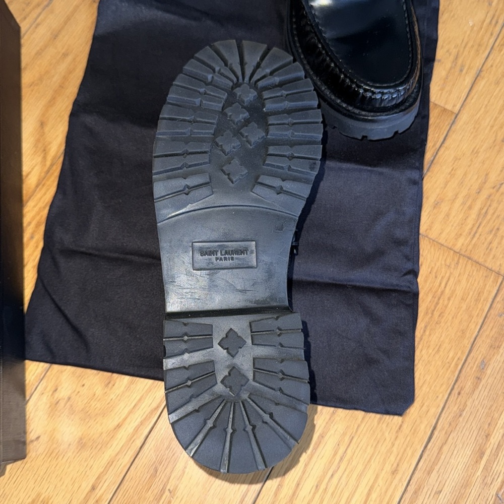 SAINT LAURENT Le Loafer - Picture 8 of 8
